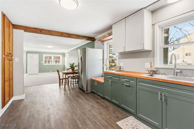 3863 Richville Drive SW, Canton, OH 44706