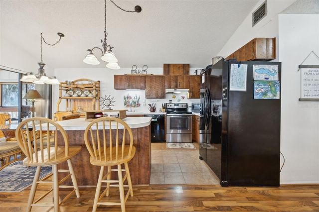 213 E CHAR LANE, Crescent City, FL 32112