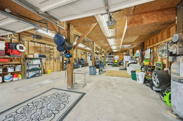 213 E CHAR LANE, Crescent City, FL 32112