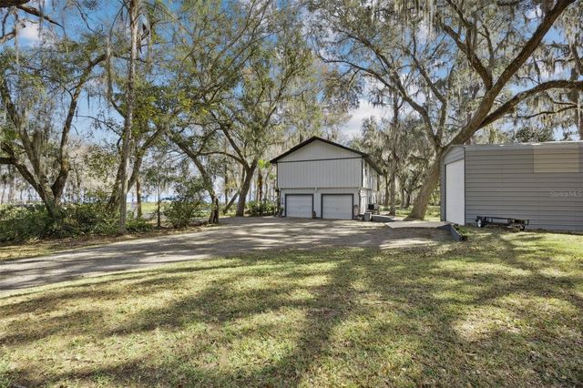 213 E CHAR LANE, Crescent City, FL 32112