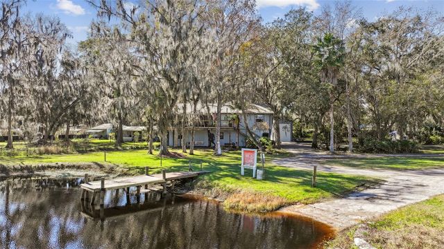 213 E CHAR LANE, Crescent City, FL 32112