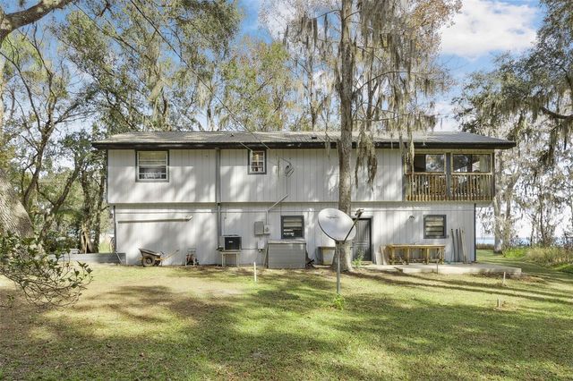 213 E CHAR LANE, Crescent City, FL 32112