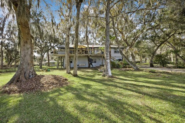 213 E CHAR LANE, Crescent City, FL 32112
