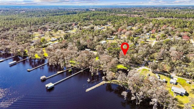 213 E CHAR LANE, Crescent City, FL 32112