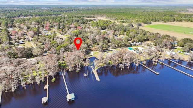 213 E CHAR LANE, Crescent City, FL 32112