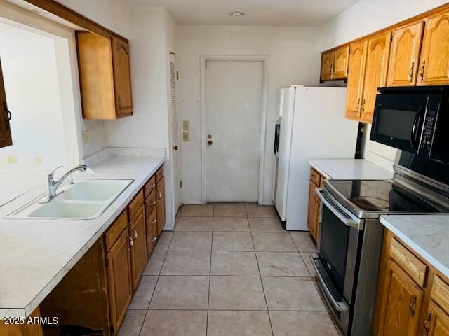 9322 W HIDDEN VALLEY Circle N, Sun City, AZ 85351