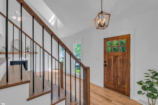 206 Spring View Lane, Taylors, SC 29687