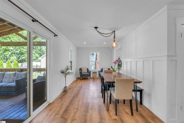 206 Spring View Lane, Taylors, SC 29687