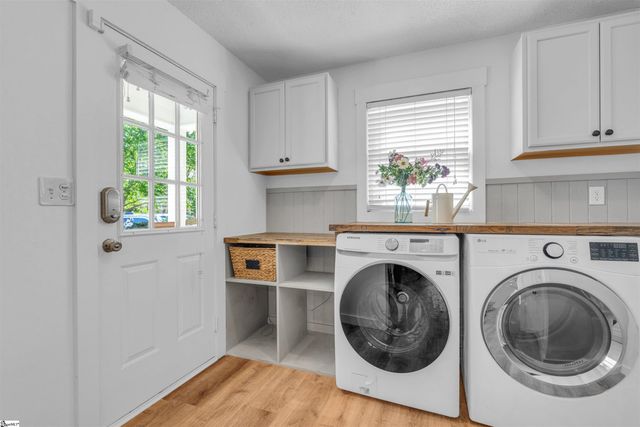 206 Spring View Lane, Taylors, SC 29687