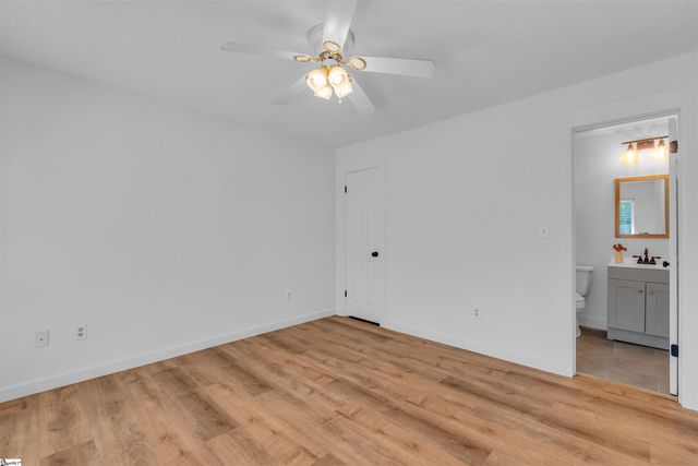 206 Spring View Lane, Taylors, SC 29687