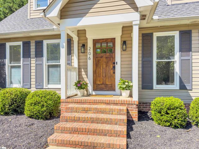 206 Spring View Lane, Taylors, SC 29687