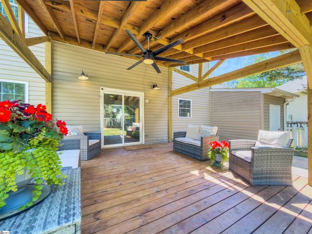 206 Spring View Lane, Taylors, SC 29687