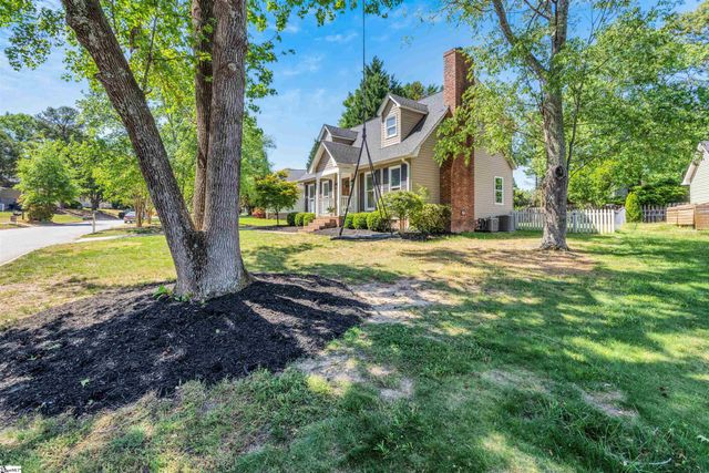 206 Spring View Lane, Taylors, SC 29687