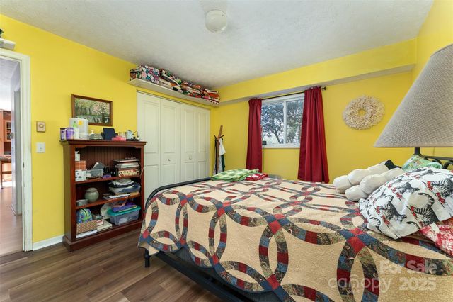 195 Prospectors Trail, Black Mountain, NC 28711