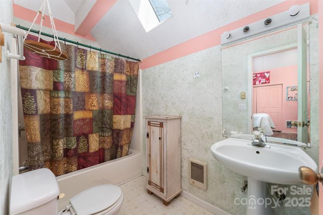 195 Prospectors Trail, Black Mountain, NC 28711