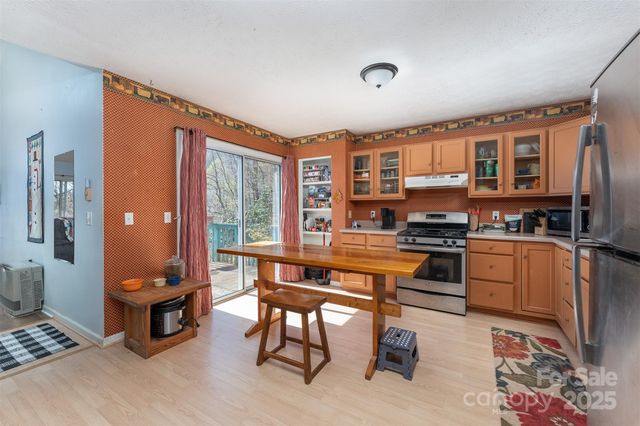 195 Prospectors Trail, Black Mountain, NC 28711