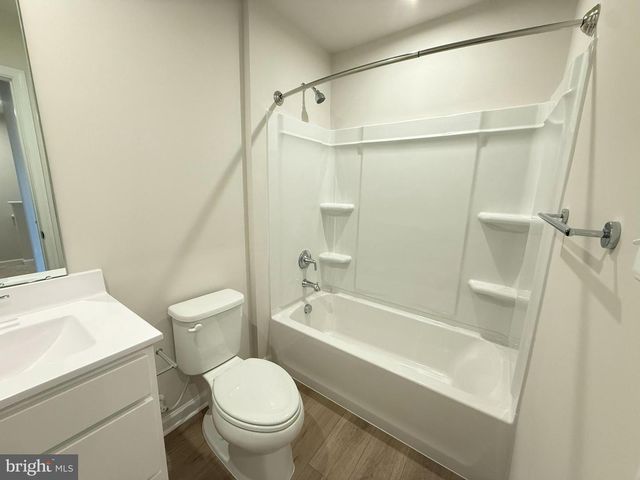 647 LAURELWOOD CIR, Winchester, VA 22601