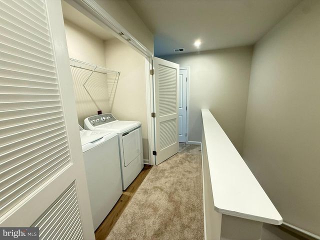 647 LAURELWOOD CIR, Winchester, VA 22601