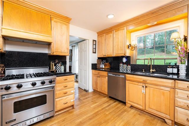 1135 Peachtree Battle Avenue NW, Atlanta, GA 30327
