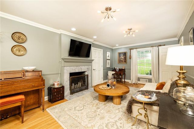 1135 Peachtree Battle Avenue NW, Atlanta, GA 30327