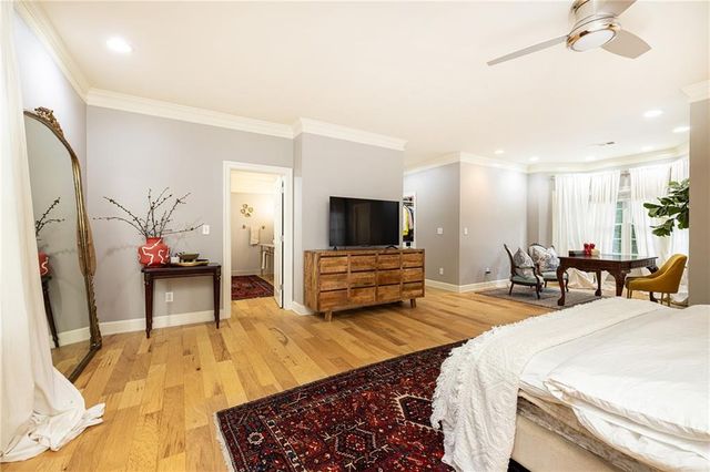 1135 Peachtree Battle Avenue NW, Atlanta, GA 30327