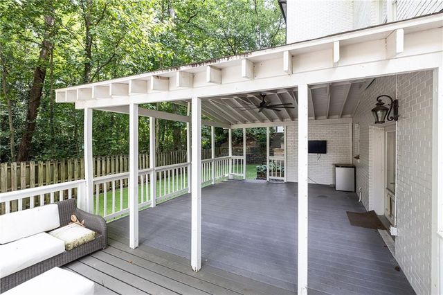 1135 Peachtree Battle Avenue NW, Atlanta, GA 30327