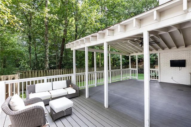 1135 Peachtree Battle Avenue NW, Atlanta, GA 30327
