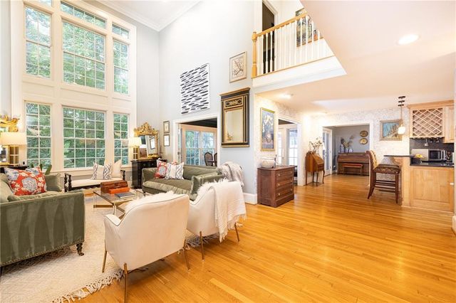 1135 Peachtree Battle Avenue NW, Atlanta, GA 30327