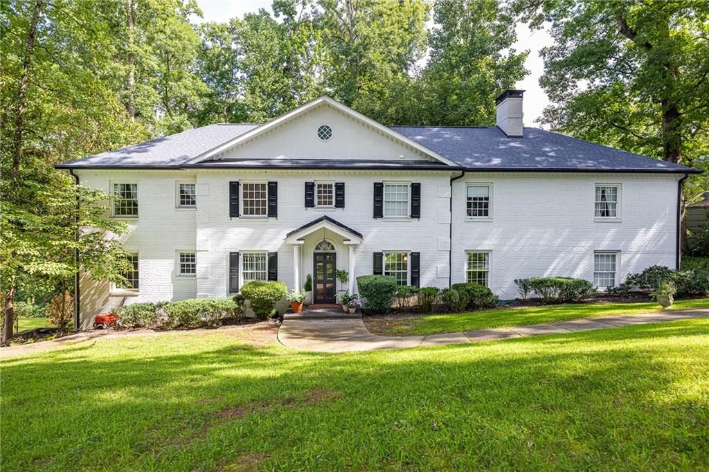 1135 Peachtree Battle Avenue NW, Atlanta, GA 30327