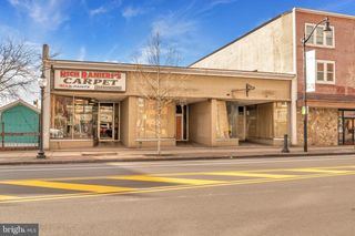 218 E HIGH ST, Pottstown, PA 19464