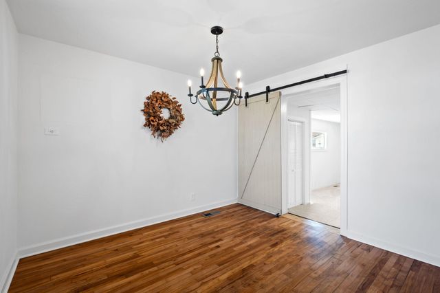 104 Ellis Drive, Rossville, GA 30741