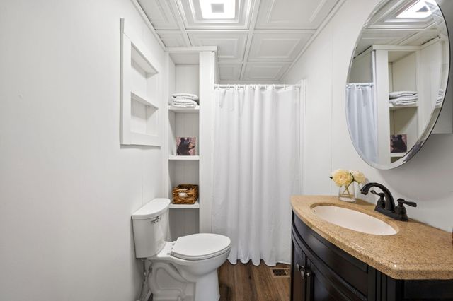 104 Ellis Drive, Rossville, GA 30741