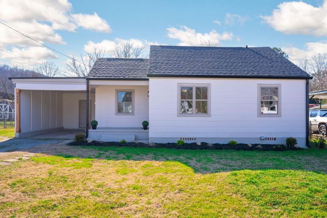 104 Ellis Drive, Rossville, GA 30741