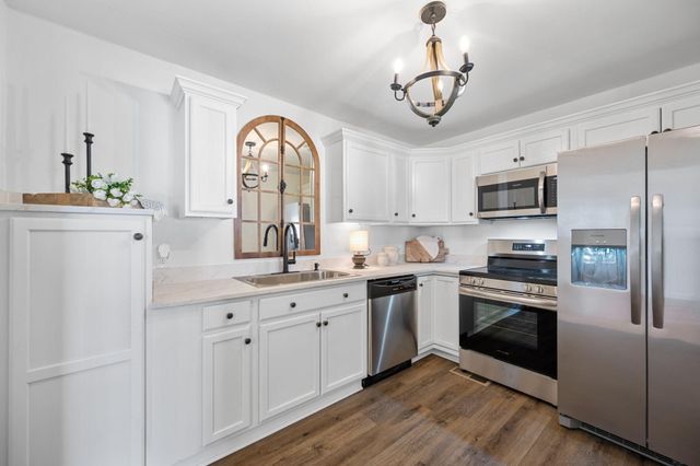 104 Ellis Drive, Rossville, GA 30741