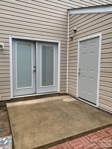 5745 Prescott Court, Charlotte, NC 28269