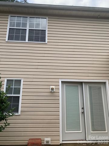 5745 Prescott Court, Charlotte, NC 28269