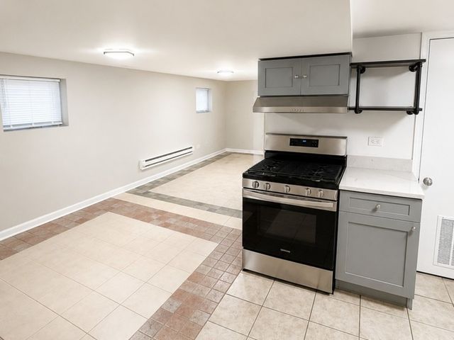 4326 Wesley Terrace, Schiller Park, IL 60176