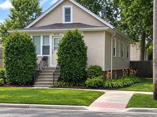 4326 Wesley Terrace, Schiller Park, IL 60176