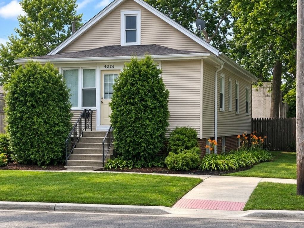 4326 Wesley Terrace, Schiller Park, IL 60176