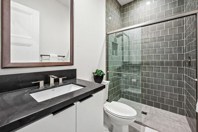 422 Fountain Drive, Palm Springs, CA 92262