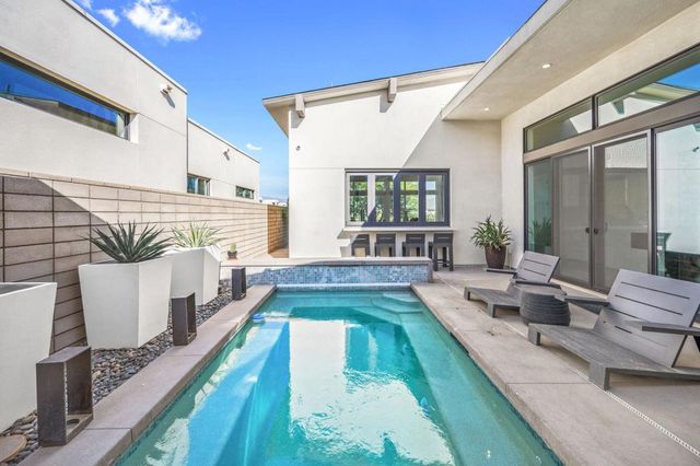 422 Fountain Drive, Palm Springs, CA 92262