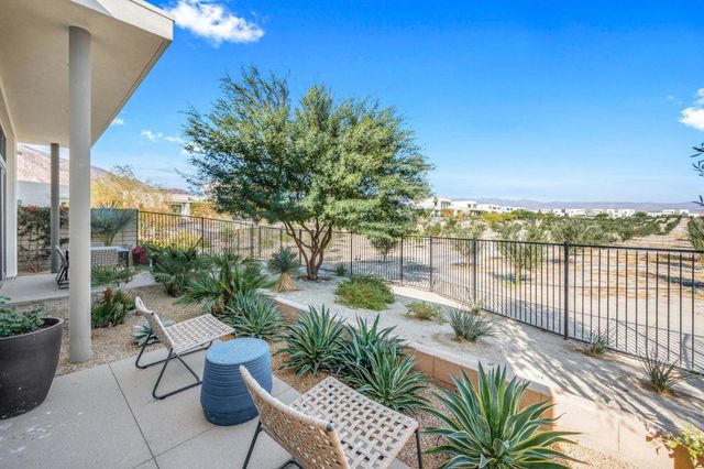 422 Fountain Drive, Palm Springs, CA 92262