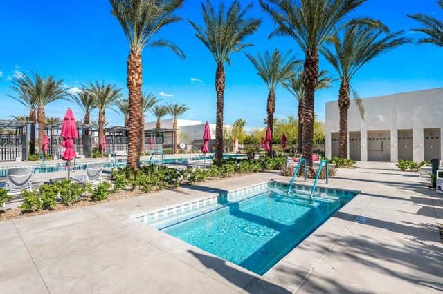 422 Fountain Drive, Palm Springs, CA 92262