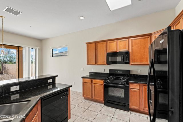 13628 E High Plains Ranch Street, Vail, AZ 85641