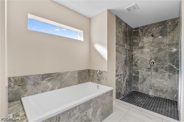 3513 NE 17th PL, Cape Coral, FL 33909