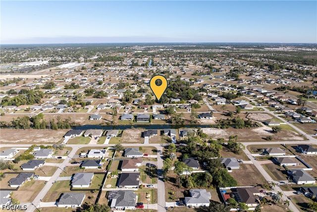 3513 NE 17th PL, Cape Coral, FL 33909