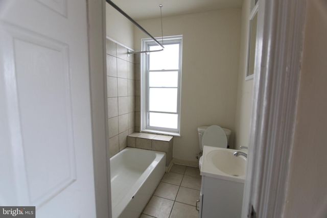1916 N GRATZ ST, Philadelphia, PA 19121
