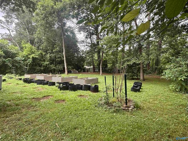 1513 Pennylane SE, Decatur, AL 35601