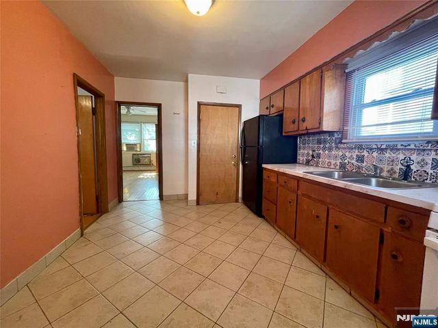 302 N 2nd Street 2, Harrison, NJ 07029