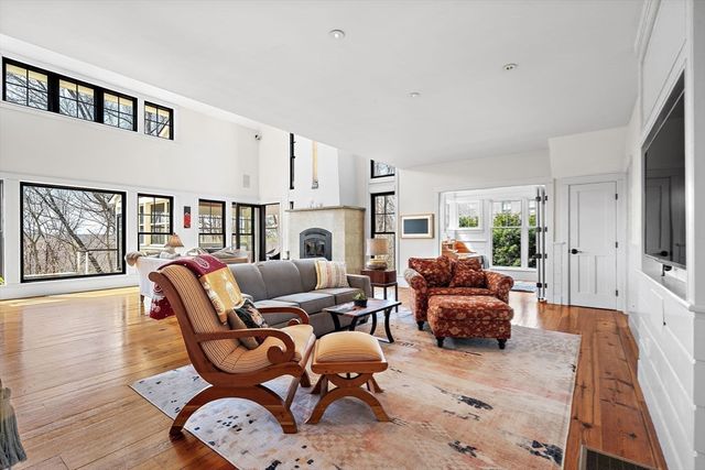 152 Partridge Lane, Concord, MA 01742